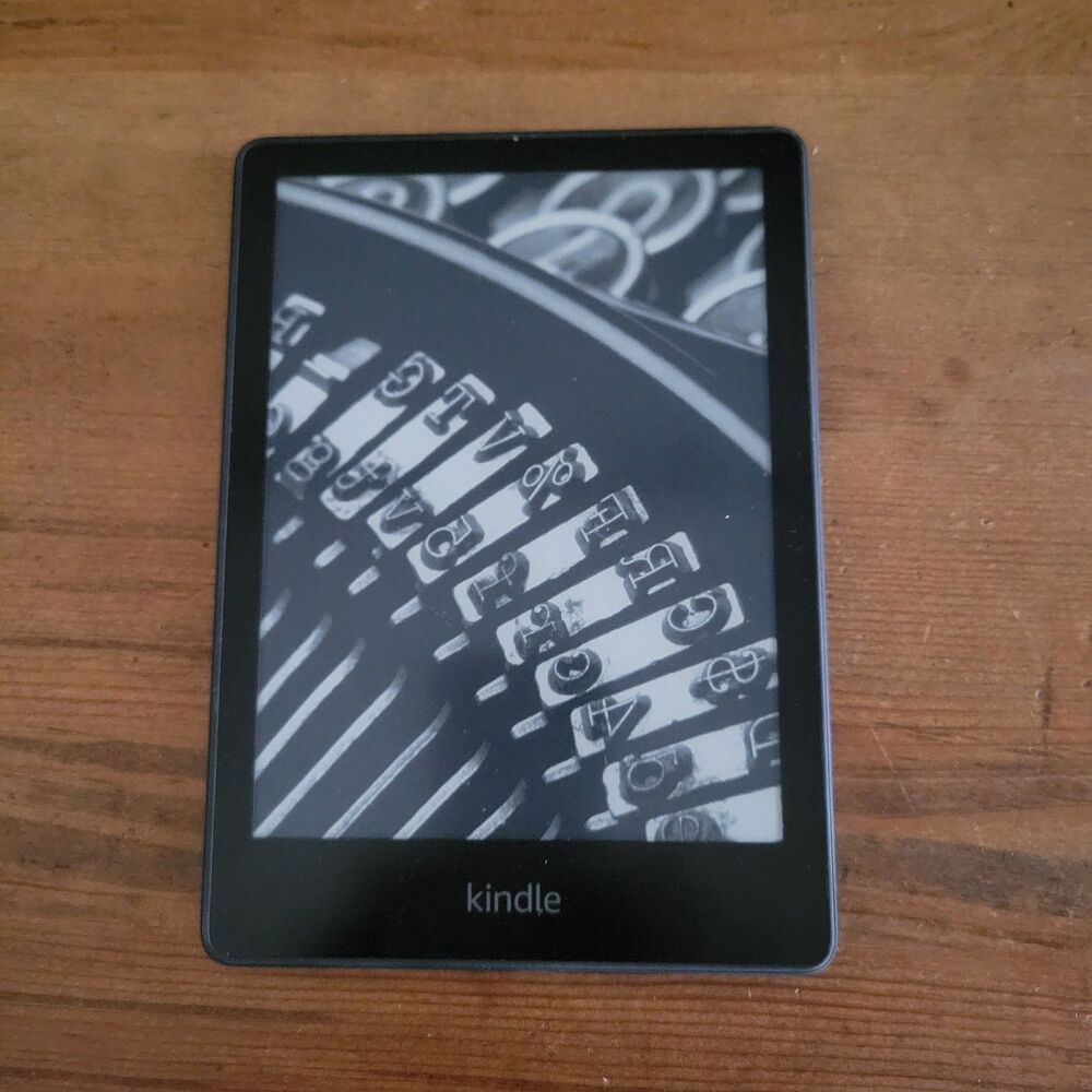 Amazon Kindle Paperwhite E Reader~11th Generation (16GB)